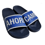 Badeschuhe mit Ahorn Camp Aufdruck
