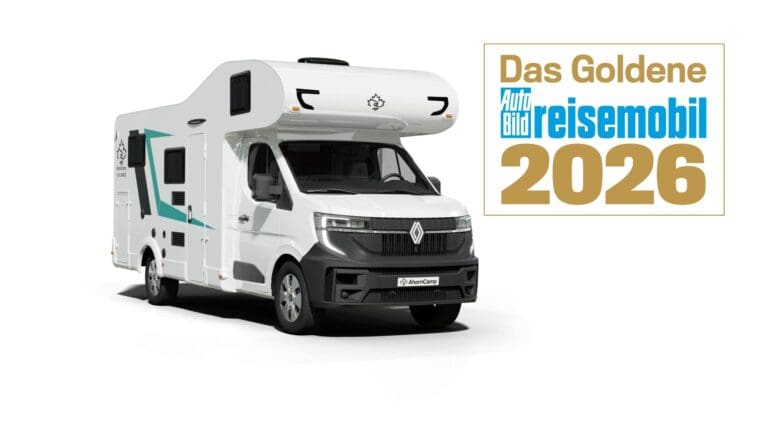A 690 mit goldenem Reisemobil